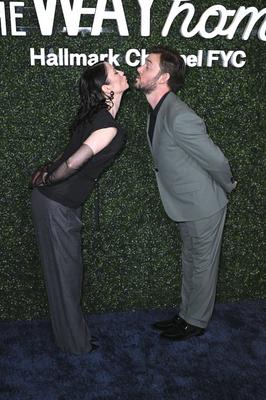 Chyler Leigh, Evan Williams-stock-foto