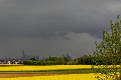 Regen in Aussicht-stock-foto