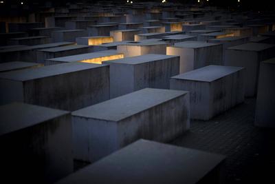 Holocaust Memorial - Auschwitz 80th Anniversary-stock-foto