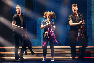 Grease-Ensemble-stock-foto