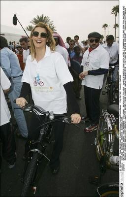 CYCLING : BOONEN - MERCKX - EVANGELISTA QATAR 04/02/2006 SPORT / WIELRENNEN - CYCLISME - REACH OUT TO ASIA - WHEELS SHEE-stock-foto