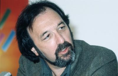 Bildnummer: 56699222  Datum: 01.02.1988  Copyright: imago/teutopressJames L. Brooks (Regisseur) 02/88 - James L. Brooks w?hrend der Berliner Filmfestspiele im Februar 1988 Berlin Festspiele Film Kino Fest Berliner Pressekonferenz Pressegespr?ch Presse Vorstellung Broadcast News director writer american producer Mann US Amerikaner amerikanischer amerikanisch Regisseur Regie Produzent Filmproduzent Drehbuchautor dunkelhaarig kurzhaarig Bart b?rtig quer Portrait sprechend neutral People x0x xkg 1988 quer  56699222 Date 01 02 1988 Copyright Imago teutopress James l Brooks Director 02 88 James l Brooks during the Berlin Film Festival in February 1988 Berlin Festival Film Cinema close Berlin Press conference Press interview Press presentation Broadcast News Director Writer American Producer Man U.S. Americans American American Director Director Producer Film producer Scriptwriter dark haired short Beard bearded horizontal Portrait Spoken neutral Celebrities x0x xkg 1988 horizontal-stock-photo