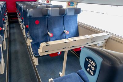 New-generation Ouigo high-speed train-stock-foto