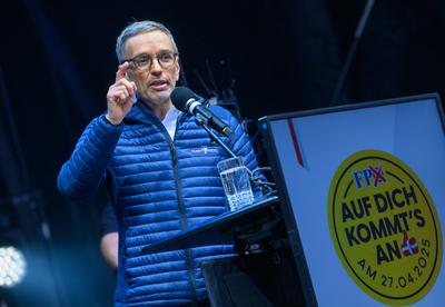 20250424 Wahlkampffinale der FPOE Wien-stock-foto