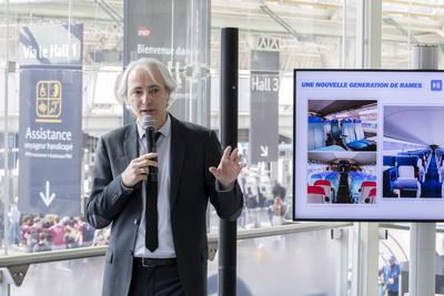 New-generation Ouigo high-speed train-stock-foto