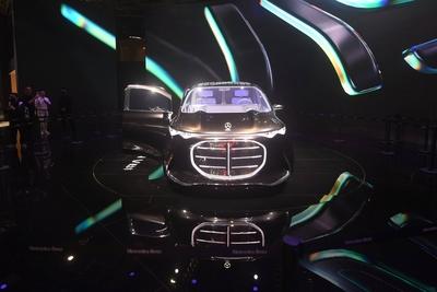 Mercedes-Benz Booth at 2025 Shanghai Auto Show-stock-foto