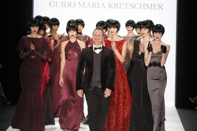 Guido Maria Kretschmer und seine Models bei der Guido Maria Kretschmer Fashion Show im Rahmen der Me-stock-foto