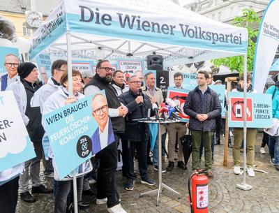 20250425 Wahlkampffinish der OEVP Wien-stock-foto