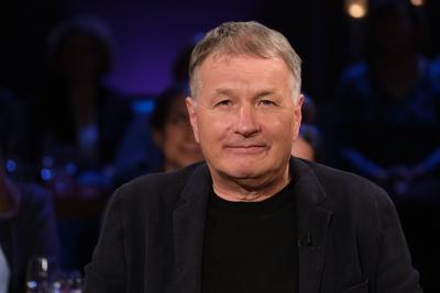 Hamburg Thomas R?hmann beim Fototermin der NDR Talk Show im NDR Studio Lokstedt Hamburg am 5.11.2019 vor der Sendung am-stock-photo