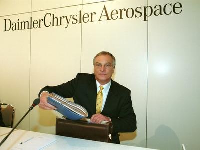 HERTRICH Rainer Vorstandsvorsitzender der DaimlerChrysler Aerospace AG designierter Co Chief Exec-stock-foto