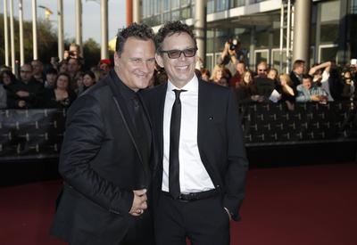 Guido Maria Kretschmer mit Ehemann Frank Mutters / Die 15. Verleihung DER DEUTSCHER FERNSEHPREIS 2013 am 2. Oktober 2013-stock-foto