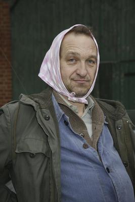 Archiv - Neues aus Buettenwarder Peter Heinrich Brix Adsche Toennsen spielt die schwangere Maria Aus und vorbei die beliebte NDR TV Serie Neues aus B?ttenwarder wird nach 24 Jahren und 98 Folgen eingestellt Schauspieler Peter Heinrich Brix 66, Adsche T?nnsen  will nach dem Tod seines Freundes und Serien-Partners Jan Fedder ? 64, Kurt Brakelmann  nicht mehr alleine weiter machen. HH Deutschland *** Archive New from buettenwarder Peter Heinrich Brix Adsche Toennsen plays the Pregnant women Maria from and by the popular NDR TV Series New from B?TTENWARDER will to 24 Years and 98 Consequences discontinued Actors Peter Heinrich Brix 66, Adsche T?nnsen will to the Death his Friend and Series Partners Jan Fedder ? 64, Kurt Brakelmann-stock-foto