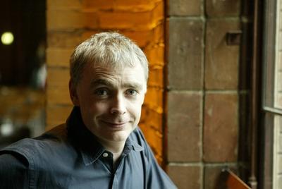 Bildnummer: 54457884  Datum: 21.06.2003  Copyright: imago/gezettList Verlag (Ullstein) Der irische Autor Eoin Colfer stellt am 21.06.2003 am Kreuzberger Paul-Lincke-Ufer den dritten Band seiner Artemis Fohl-Trilogie Der Geheimcode (List Verlag) vor, der in Deutschland Premiere hat. kultur people literatur kbdig xo0x 2003 quer Schriftsteller literatur Autor Portrait Persoenlichkeit Author writing writer Culture Kulture Dichter Poet o0 Shooting o0 BerlinBildnummer 54457884 Date 21 06 2003 Copyright Imago  List Verlag Ullstein the Irish Author Eoin Colfer , at 21 06 2003 at Kreuzberg Paul Lincke Shore the third Tie his Artemis  Trilogy the Secret List Verlag before the in Germany Premiere has Culture Celebrities Literature Kbdig xo0x 2003 horizontal Writer Literature Author Portrait Personality author Writing Writer Culture Kulture Poet Poet o0 Shooting o0 Berlin-stock-foto