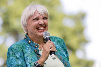 Claudia Roth, Staatsministerin f?r Kultur und Medien, bei der Abschlusskundgebung des Wahlkampfs der Partei B?ndnis90 /-stock-photo