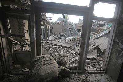 Pahalgam Terror Attack: Houses Of Six Militants Razed In Kashmir; Hundreds Detained-stock-foto