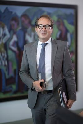 Bilder des Tages Alexander Dobrindt, Kabinettssitzung DEU, Deutschland, Germany, Berlin, 19.09.2017 Alexander Dobrindt,-stock-photo