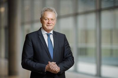 Alois Rainer, MdB, CSU, Vorsitzender im Finanzausschuss im Deutschen Bundestag, posiert fuer ein Foto. Berlin, 14.01.20-stock-foto
