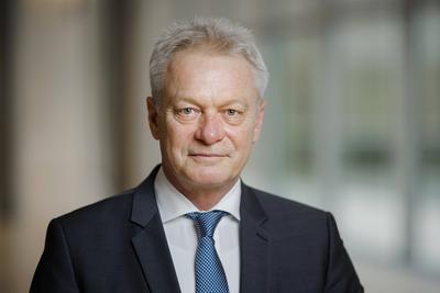 Alois Rainer, MdB, CSU, Vorsitzender im Finanzausschuss im Deutschen Bundestag, posiert fuer ein Foto. Berlin, 14.01.20-stock-foto