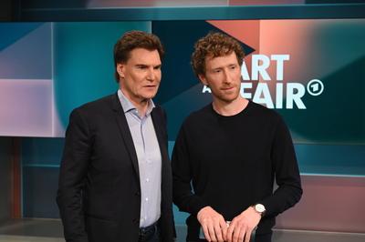 Unternehmer Carsten Maschmeyer und Moderator Louis Klamroth-stock-foto