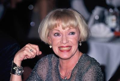 Bildnummer: 57918299  Datum: 01.12.1999  Copyright: imago/Horst GaluschkaDie Schauspielerin Anita Kupsch - aufgenommen 1999 People xmk x0x 1999 quer Promi portr?t Portrait lachen Schauspielerin Anita Kupsch einzeln einzel  57918299 Date 01 12 1999 Copyright Imago Horst  the Actress Anita Kupsch Date 1999 Celebrities xmk x0x 1999 horizontal Celebrity Portrait Portrait Laughing Actress Anita Kupsch single Singles-stock-foto