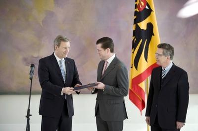 Wulff, Thomas de Maiziere, Theodor zu Guttenberg DEU, Deutschland, Germany, Berlin, 03.03.2011 Bundespraesident Christia-stock-foto