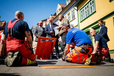 TH?RINGER LANDESREGIERUNG - PRESSERUNDGANG TH?RINGENTAG IN GOTHA-stock-foto
