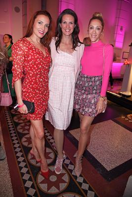 Katrin Wrobel, Rotblond (Kerstin Merlin, Melanie Wolf) beim Grand Opening des W66 im Museum f?r Kommunikation in Berlin-stock-foto