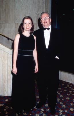 UFA Filmball 1998 Journalist Ernst Dieter Lueg mit Tochter Konstanze beim UFA Filmball in Neuss, Deutschland 1998., Neus-stock-foto