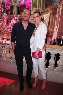 Rebecca Kunikowski mit neuem Freund Alexander Wiedemann beim Grand Opening des W66 im Museum f?r Kommunikation in Berlin-stock-foto