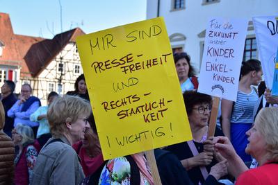 29.04.2025, Demonstration gegen AfD, Buendnis aus demokratischen Parteien und Zivilgesellschaft, Politik, Deutschland, Rottenburg am Neckar-stock-foto