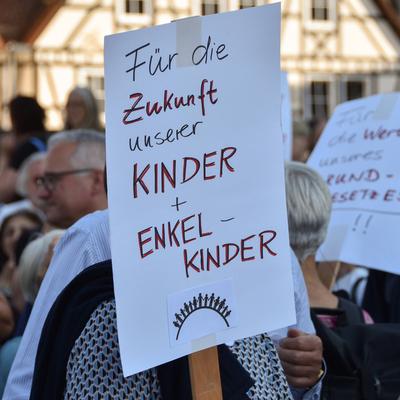 29.04.2025, Demonstration gegen AfD, Buendnis aus demokratischen Parteien und Zivilgesellschaft, Politik, Deutschland, Rottenburg am Neckar-stock-foto