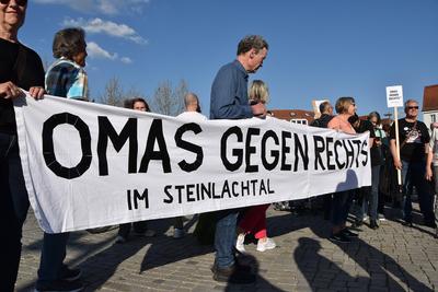 29.04.2025, Demonstration gegen AfD, Buendnis aus demokratischen Parteien und Zivilgesellschaft, Politik, Deutschland, Rottenburg am Neckar-stock-foto