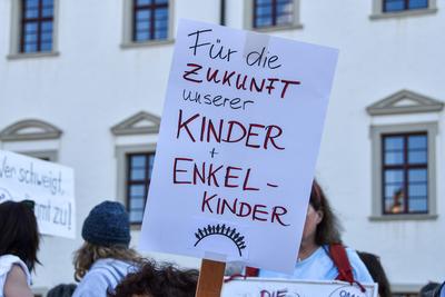 29.04.2025, Demonstration gegen AfD, Buendnis aus demokratischen Parteien und Zivilgesellschaft, Politik, Deutschland, Rottenburg am Neckar-stock-foto