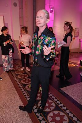 Roman Geike (Romano) beim Grand Opening des W66 im Museum f?r Kommunikation in Berlin am 29.04.2025 *** Roman Geike Roma-stock-foto