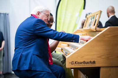 39. Deutscher Evangelischer Kirchentag - Tag 2 - mit Frank-Walter Steinmeier-stock-foto