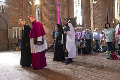 Oekumenischer Gottesdienst beim Evangelischen Kirchentag in Hannover-stock-foto