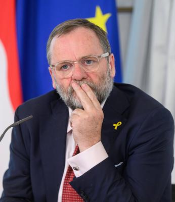 20250430 Ministerrat-stock-photo