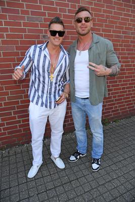 Calvin Kleinen, Chris Broy beim KAMPF DER REALITYSTARS 6 Screening im Cinenova Kino in K?ln am 30.04.2025 *** Calvin Kle-stock-photo