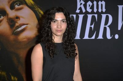 Mona Zarreh Hoshyari Khah-stock-photo