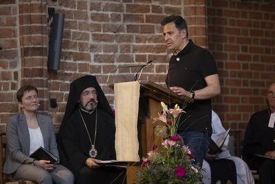 Oekumenischer Gottesdienst beim Evangelischen Kirchentag in Hannover-stock-foto