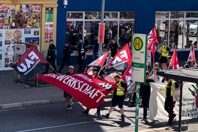Erster Mai 2025 in Magdeburg (Sachsen-Anhalt) mit Kundgebung und Demonstration unter dem Motto Klasse, Kampf, Kultur, He-stock-photo