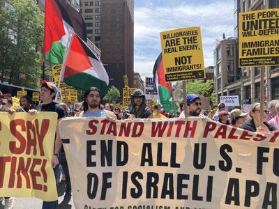 Activists protest Trump on May Day-stock-foto