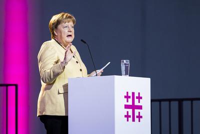 39. Deutscher Evangelischer Kirchentag - Tag 2 - mit Angela Merkel-stock-photo