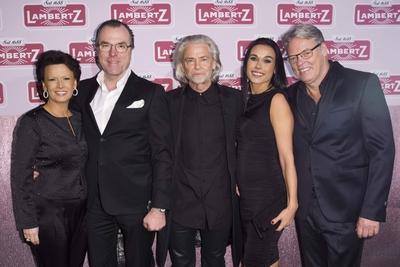 Lambertz Monday Night 2015 - Margit Toennies, Clemens Toennies Hermann Buehlbecker, Michaela Kamps und Heiner Kamps auf-stock-foto