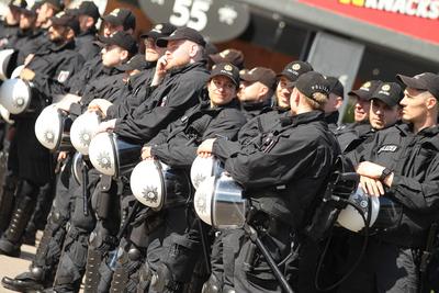 Demonstration der kommunistische Gruppe Roter Aufbau Hamburg am 1. Mai unter dem Motto: Heraus zum revolution?ren 1.Mai.-stock-photo