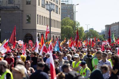 DGB ruft zur traditionellen Mai-Kundgebung in Berlin auf, Zum Tag der Arbeit ruft der DGB unter dem Motto «Mach dich st-stock-foto