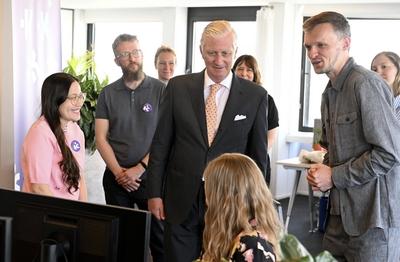 King Philippe Visits Kanzo-stock-foto