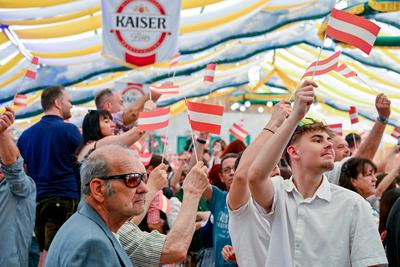 AUT, Urfahraner Jahrmarkt, 1.Mai Kundgebung FPOE-stock-photo