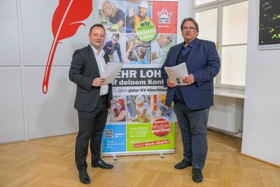 20250430 Praesentation der Ergebnisse der Fruehjahrslohnrunde 2025 der Gewerkschaft BAU HOLZ-stock-foto