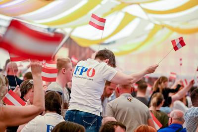 AUT, Urfahraner Jahrmarkt, 1.Mai Kundgebung FPOE-stock-photo